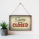 Akasztós táblakép, zárva, 24x17 cm, piros - CLOSED